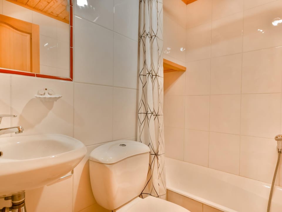Chalet Papillon - 8 pers - À deux pas du Lac des Ecoles et des pistes de ski - FR-1-685-4 Chalet in Les Gets