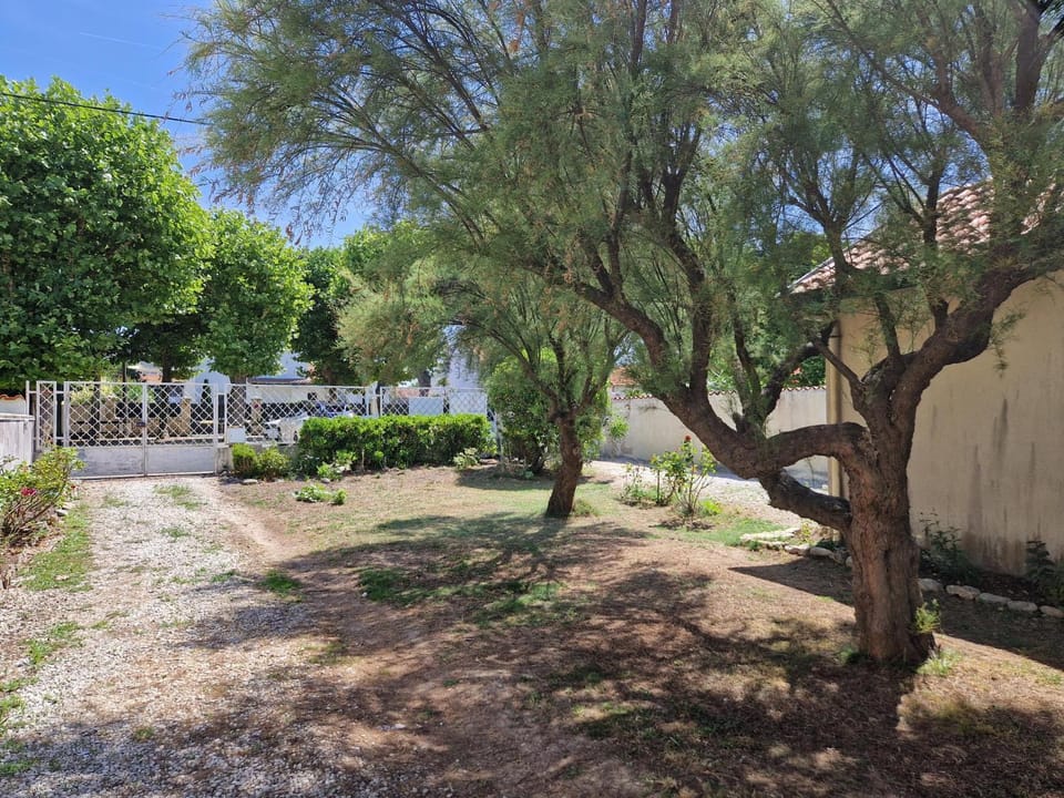 Charmante Villa 4 pièces, 6 pers. au Quartier du Casino de Châtelaillon-Plage, proche mer, jardin, parking - FR-1-706-15 House in Nouvelle-Aquitaine