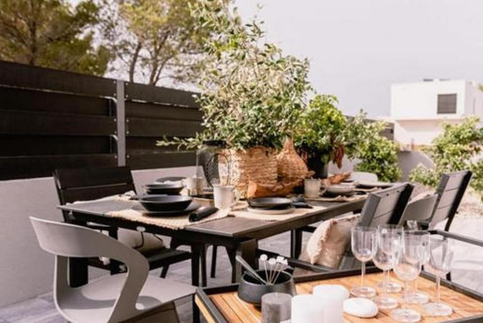 BBQ facilities, Balcony/Terrace