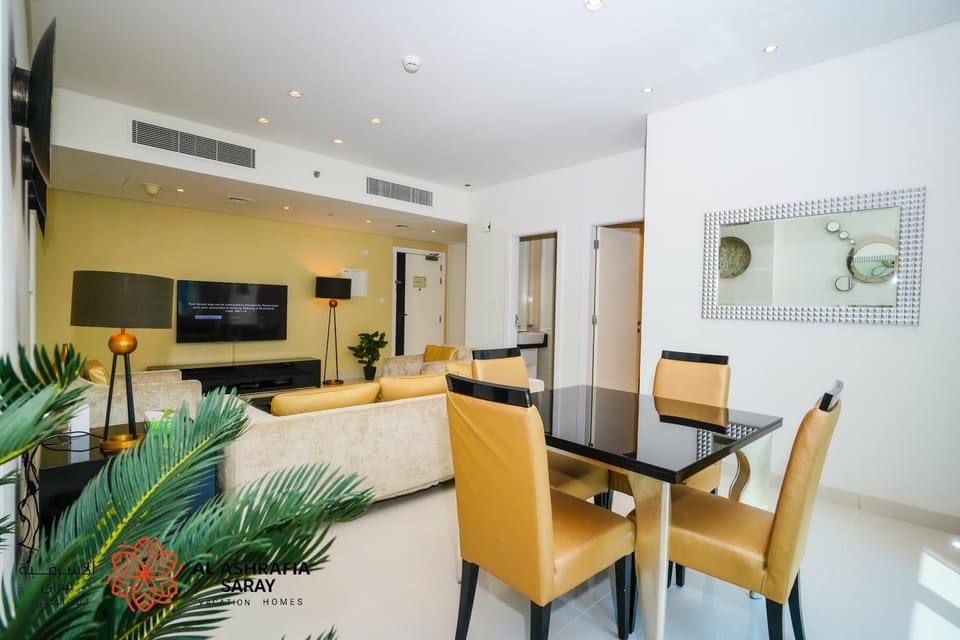TV and multimedia, Living room, Dining area, Evening entertainment