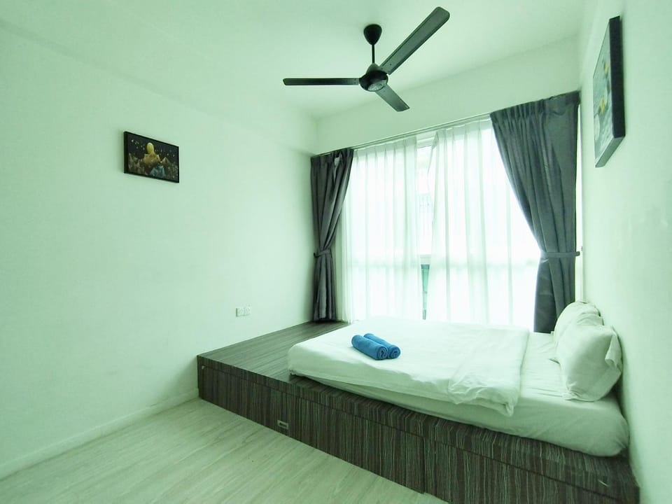 reSTARY - Muji, Sutera Avenue Infinity Pool - Imago Opposite - KK City- 2BR,5Pax 来沙旅 木居主题公寓 - 无边际日落海景泳池 - Imago商场对面 - KK市中心 - 2房5人 Apartment in Kota Kinabalu