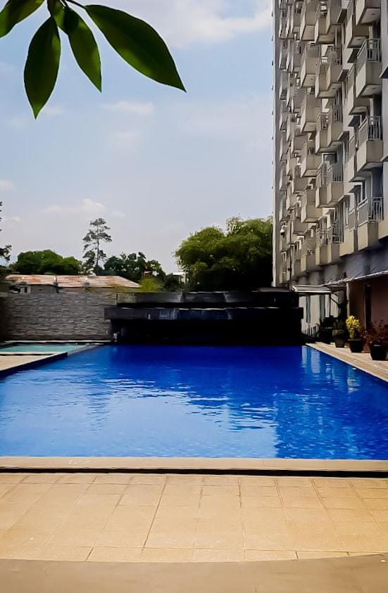 Property building, Pool view, Swimming pool, Swimming pool