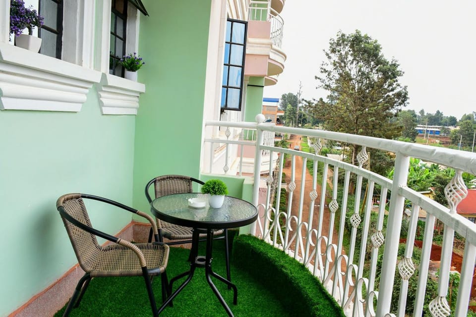 Property building, Balcony/Terrace