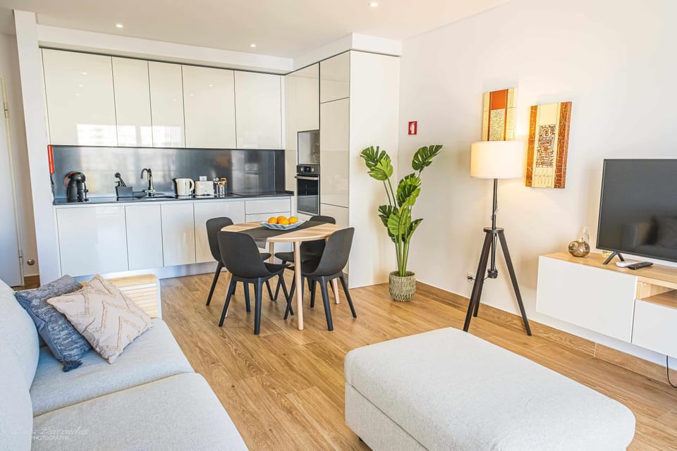 TV and multimedia, Kitchen or kitchenette, Living room, Seating area, Dining area, minibar