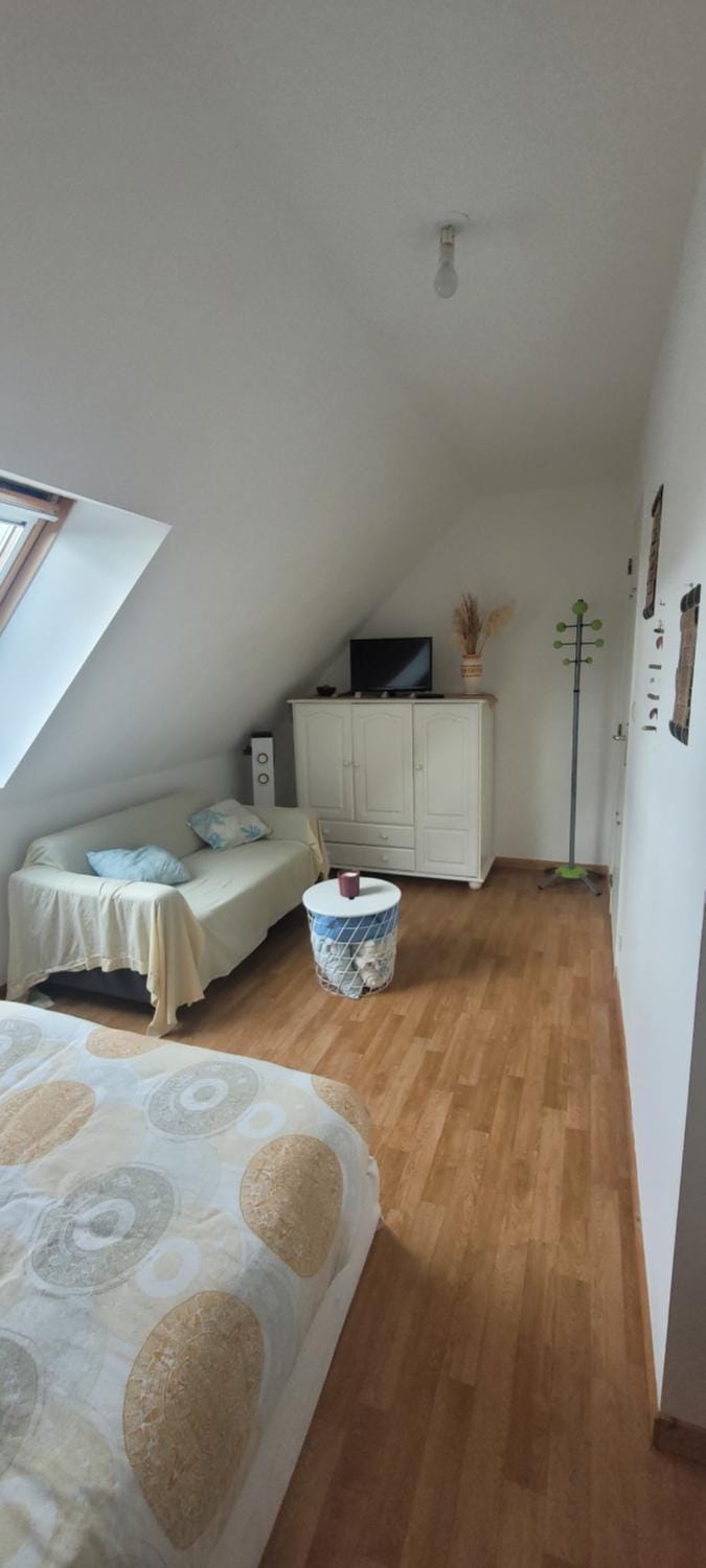 Living room, Bedroom