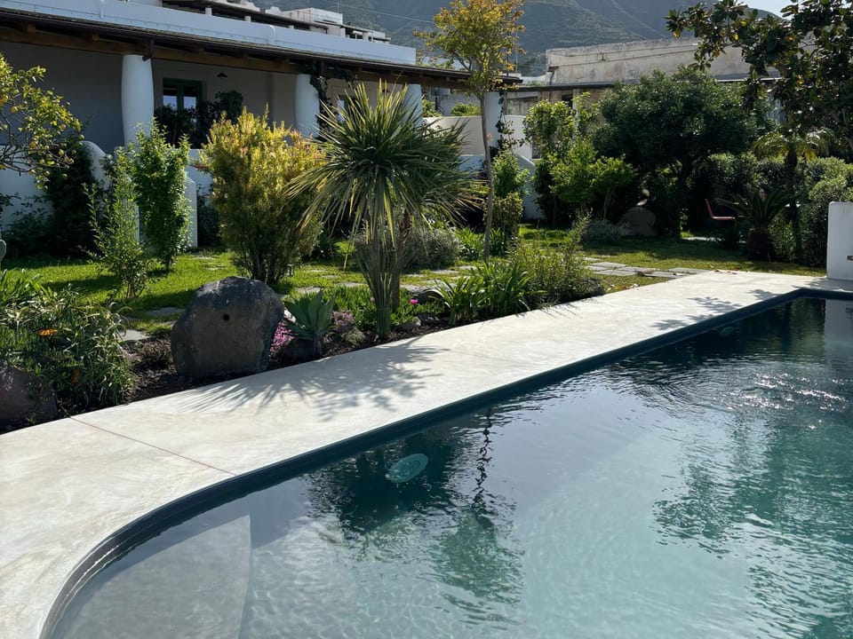 Property building, Garden view, Swimming pool