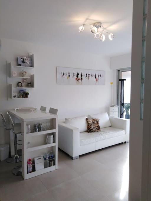 Les Delphes, Très beau 2P proche mer et Monaco Apartment in Menton