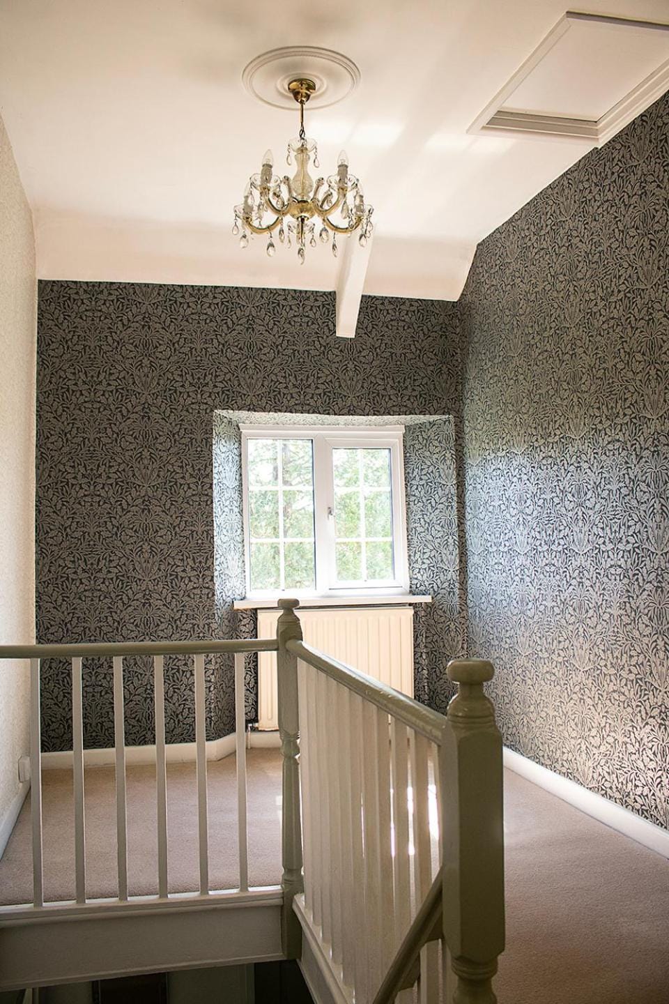 Seating area, Internal: Not applicable to any particular room