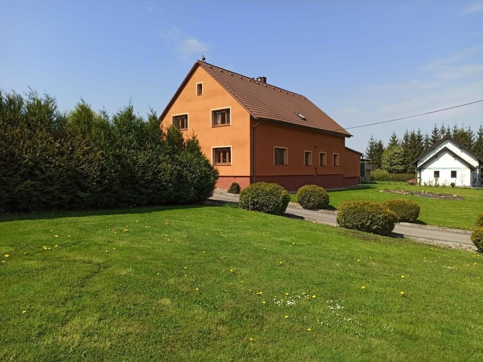 Property building, Natural landscape, Garden, Garden, Garden view
