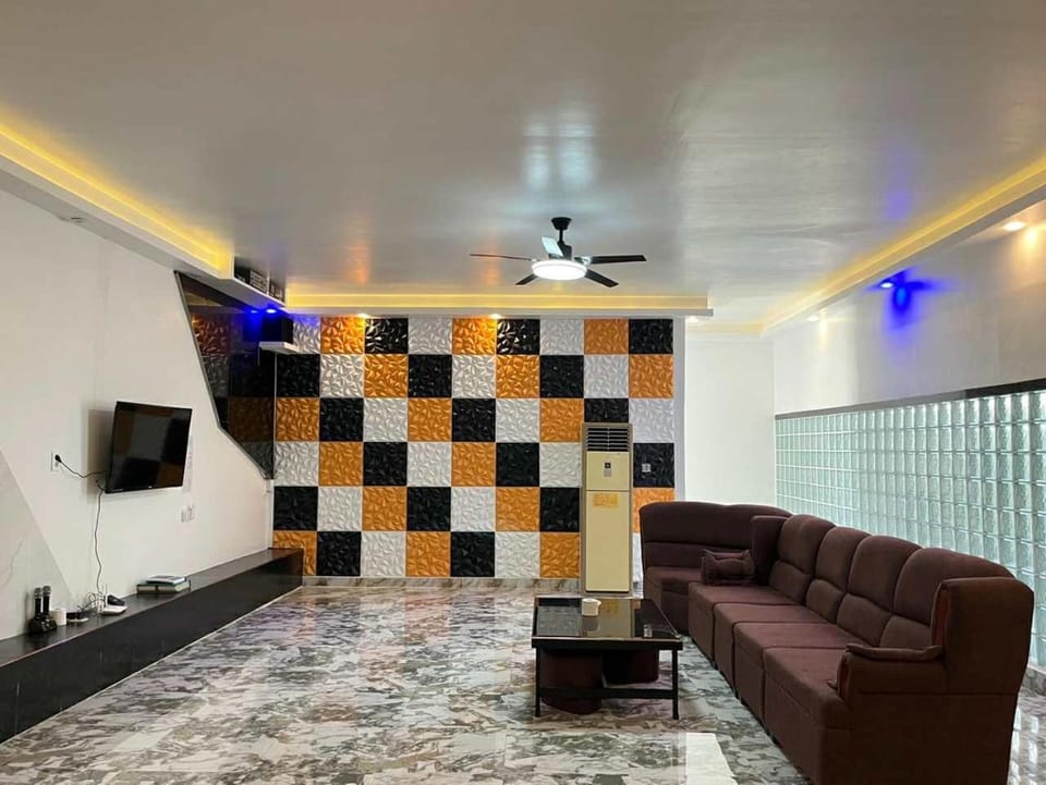 Shiri Hotel Pool Villa 2 쉬리호텔 풀빌라 2 Apartment hotel in Calabarzon