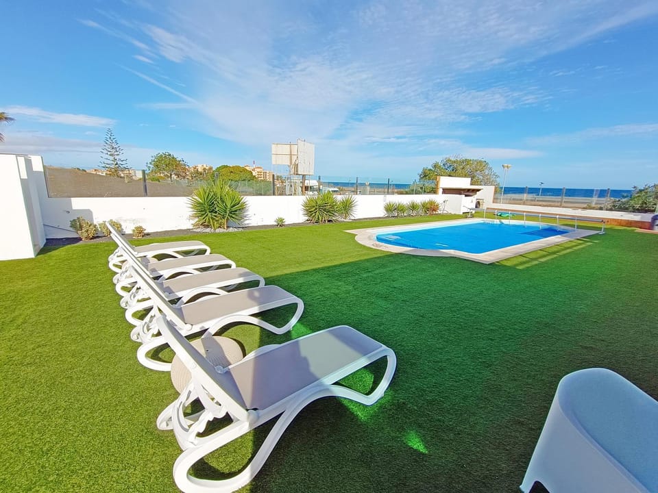 MILÚ GOLF LUXURY HOUSE Villa in Maxorata