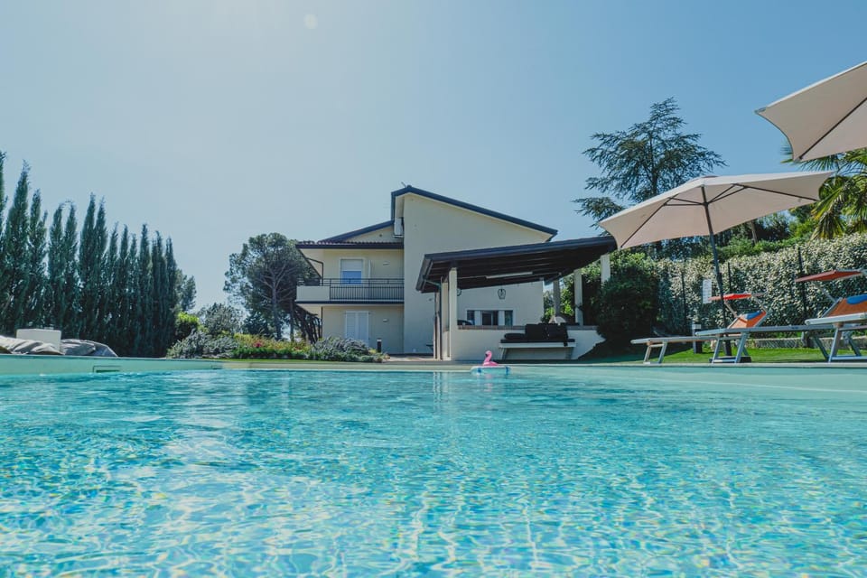 Tenuta dei Franceschi Luxury Villa Private Pool Countryside Villa in Marche