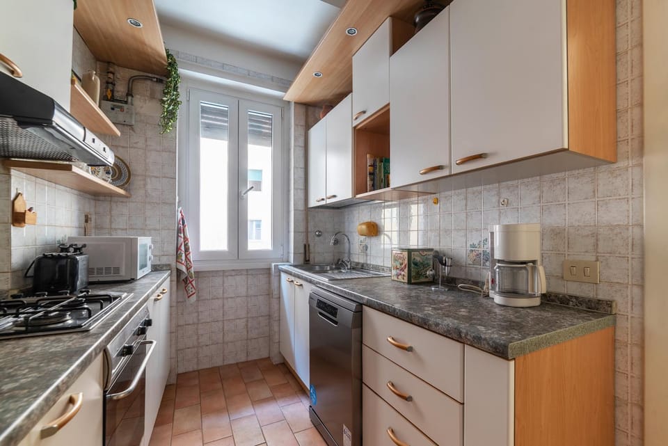 Kitchen or kitchenette, dishwasher, minibar, pet friendly, stove, toaster