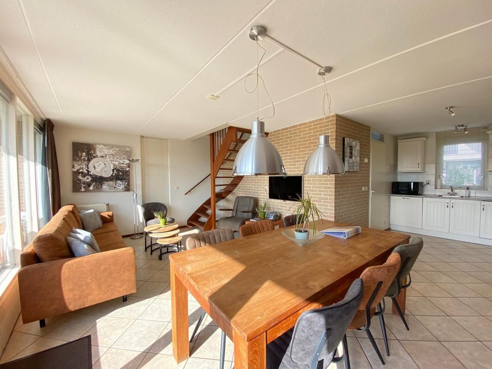 TV and multimedia, Kitchen or kitchenette, Living room, Seating area, minibar