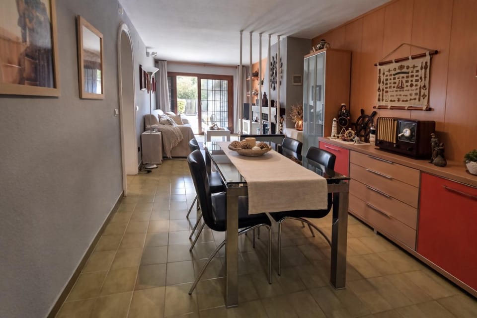 Casa Aurora – Piscina, Jardín y BBQ en Tossa House in Selva