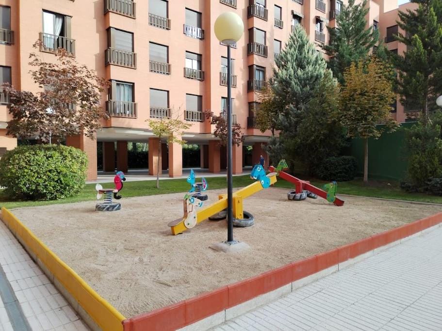 Wanda IFEMA Aeropuerto Madrid JC Apartment in Madrid
