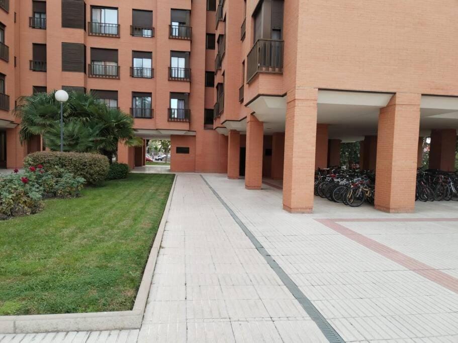 Wanda IFEMA Aeropuerto Madrid JC Apartment in Madrid