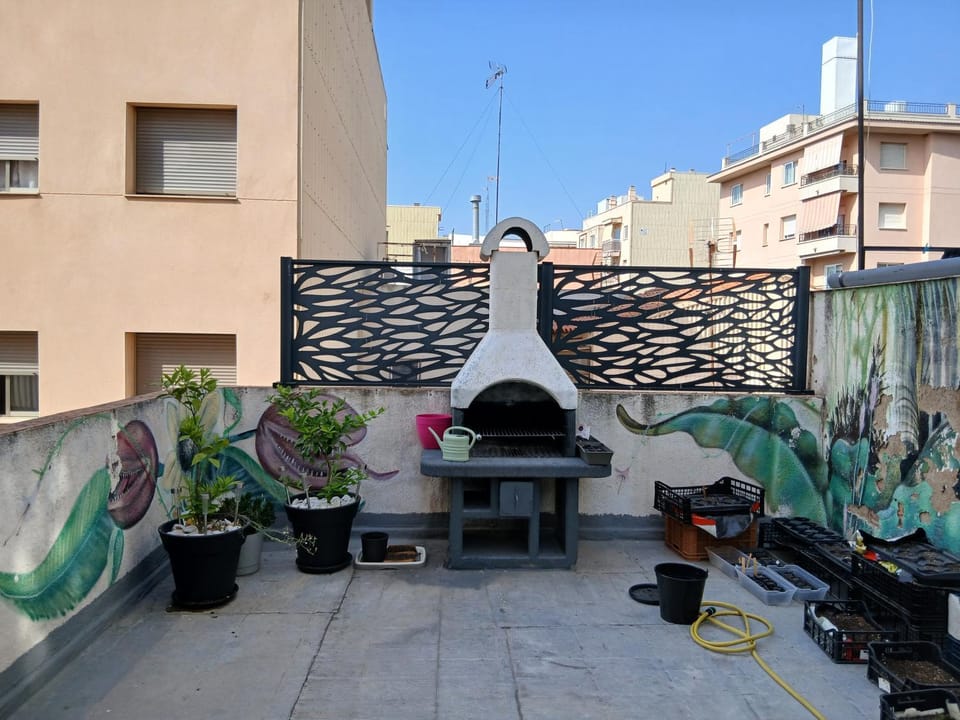 BBQ facilities, View (from property/room), Balcony/Terrace