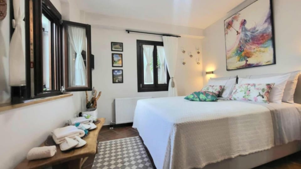 Bed, Summer, Photo of the whole room, Bedroom
