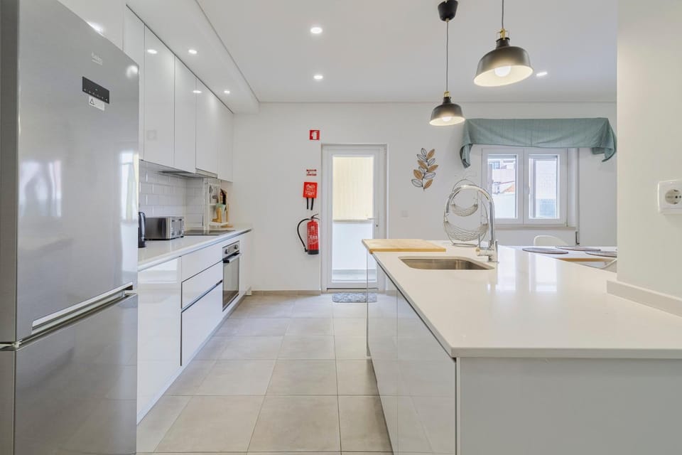 Kitchen or kitchenette, kitchen