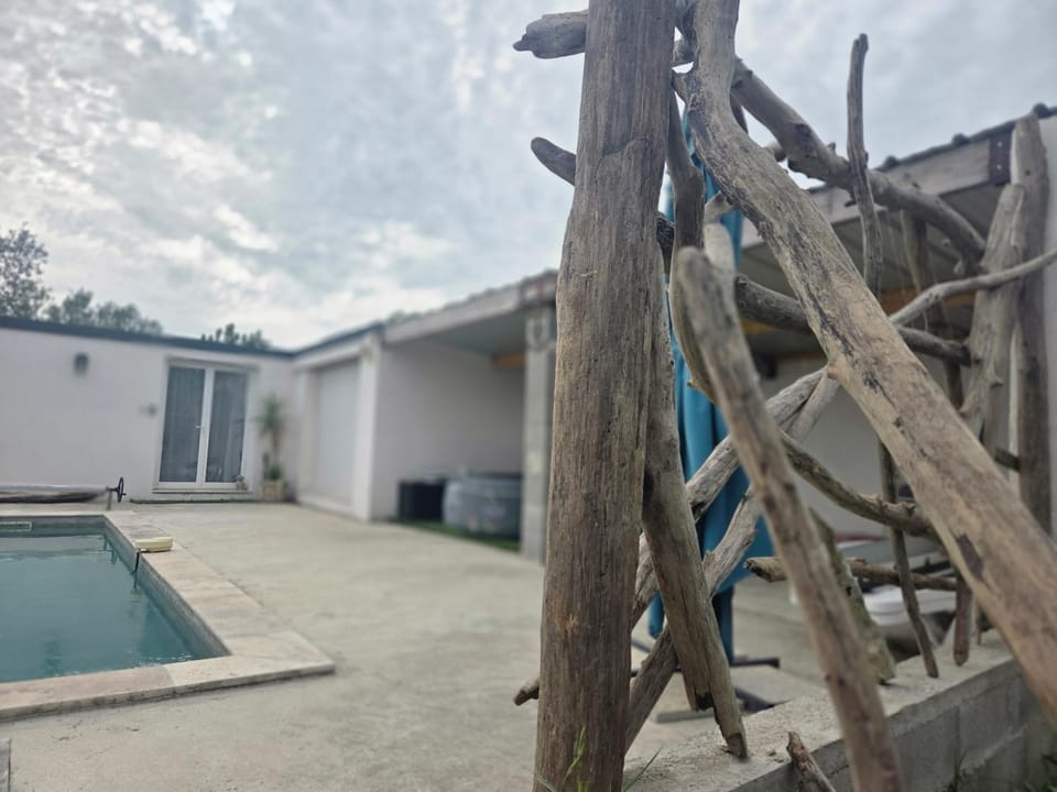 Mazet d El gato Campground/ 
RV Resort in Arles
