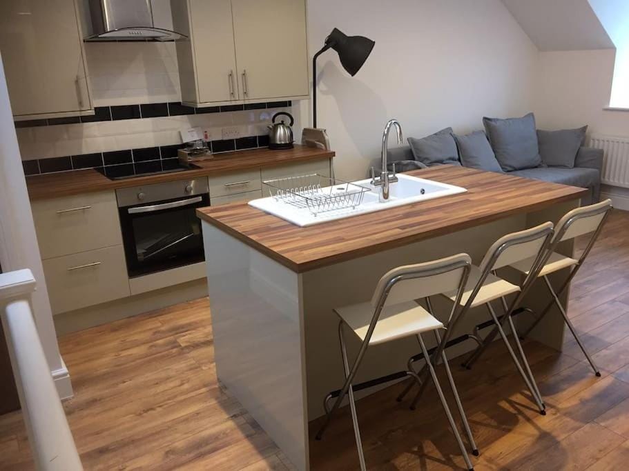 Kitchen or kitchenette, Living room, Dining area