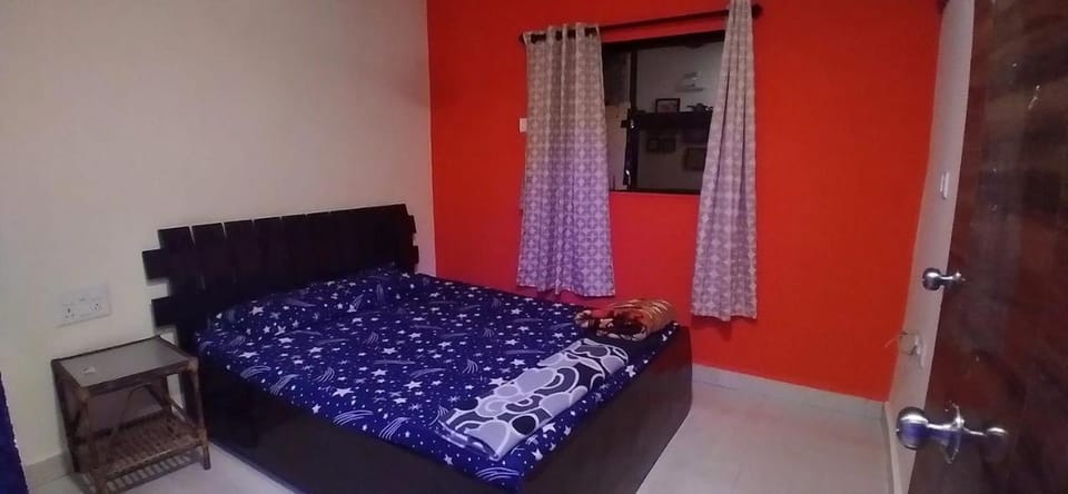 Ivy Little Door Cottage, Compact AC 3 BHK with Pool, Lonavala House in Lonavla