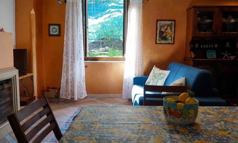 Casa Elsa - Terrazza con vista by ItalianHost Apartment in Maiori