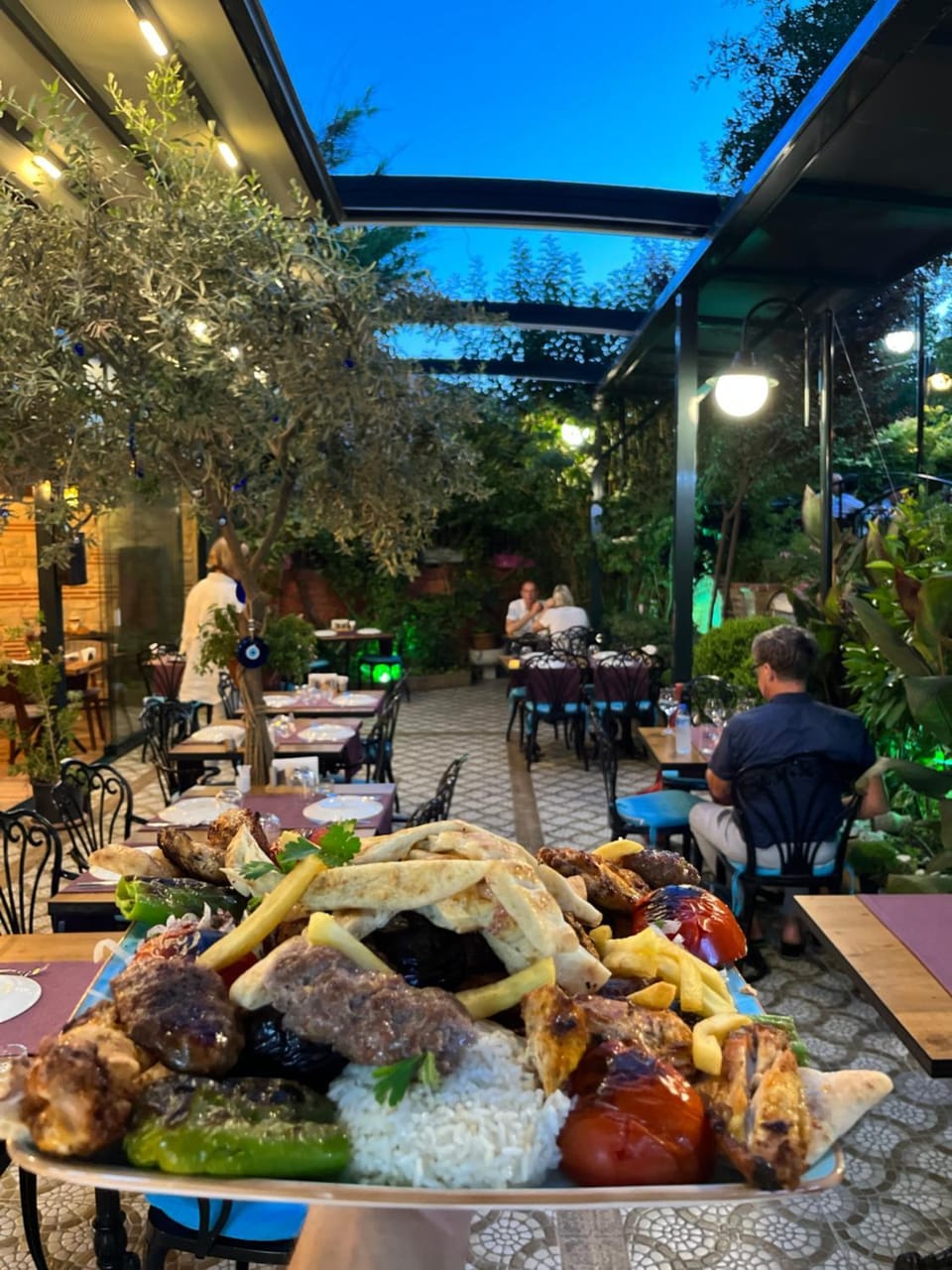 7 people large family or friends group 110mettee squar Bed and Breakfast in Istanbul