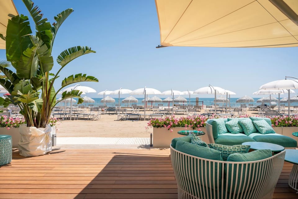Garden, Beach, Beach, hair dresser