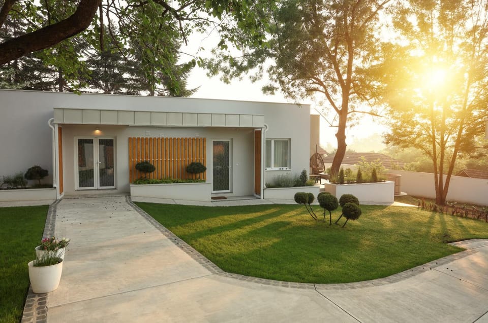 Property building, Garden