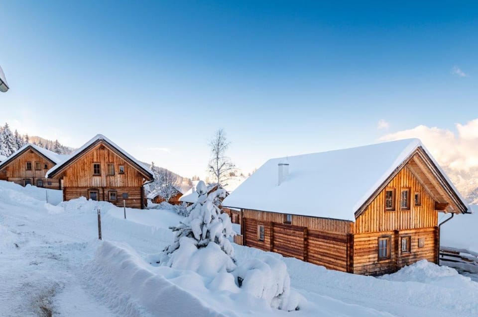 Chalet Dachsteinblick Chalet in Salzburgerland