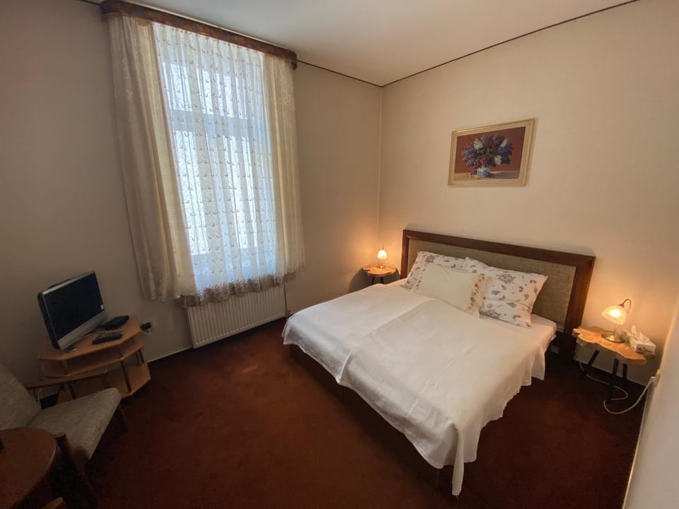 Penzión TATRA INN Bed and Breakfast in Slovakia