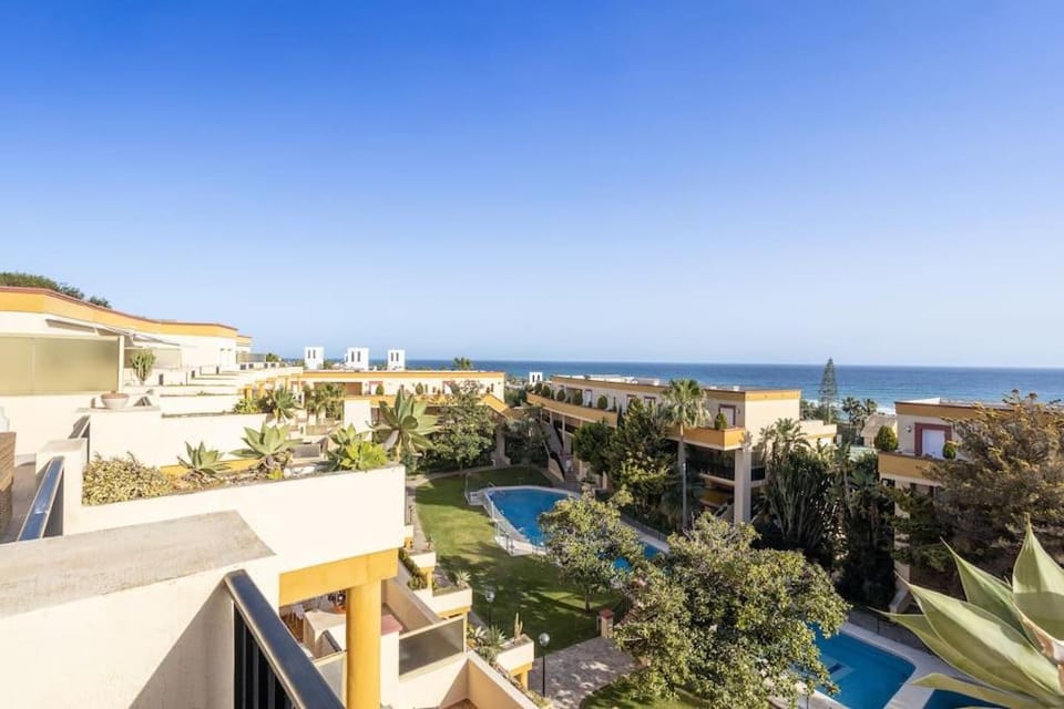 OleHolidays 244 Romana Playa vistas al mar Apartment in Marbella