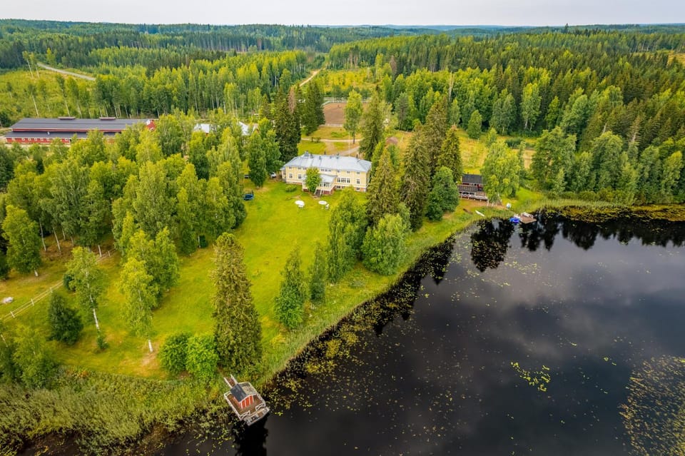 Property building, Bird's eye view, Lake view