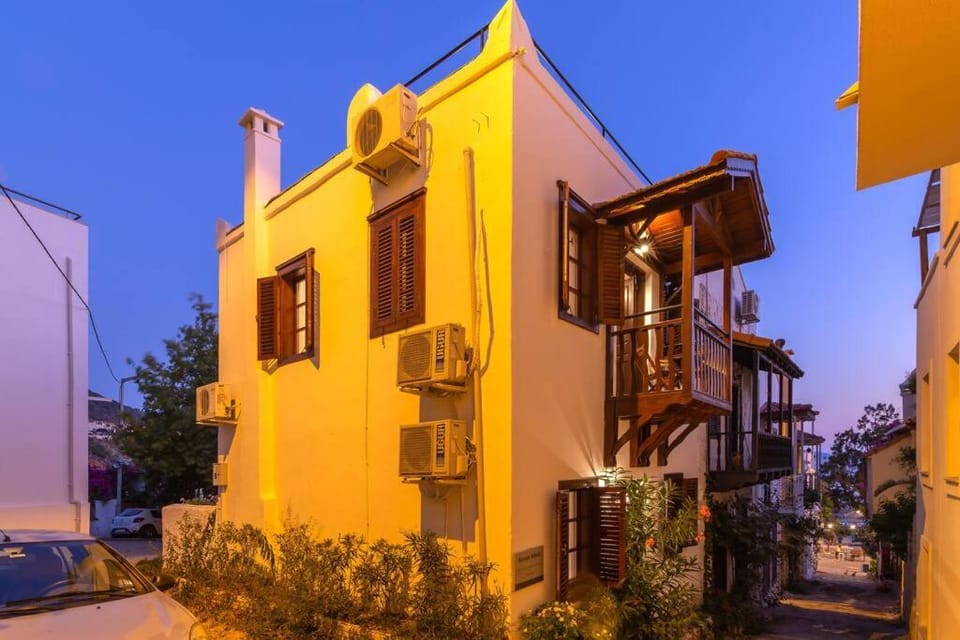 Korsan Minik-Pretty Two Bedroom Townhouse in Old Town Kalkan Villa in Kalkan Belediyesi