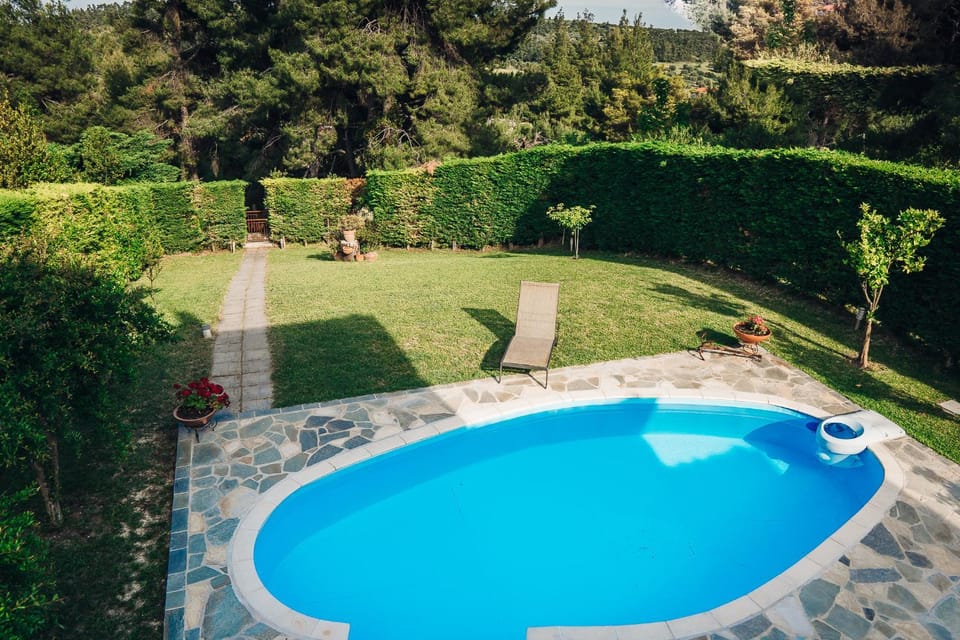 Garden, Garden view, Pool view, Swimming pool