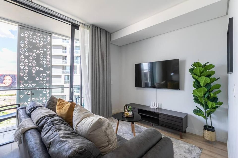 iNqaba @Ellipse Waterfall Apartment in Sandton