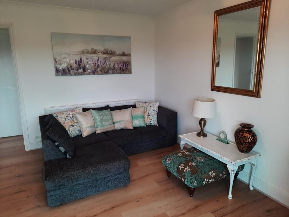St Margaret's 2-Bed Chalet - Sleeps 4 & Pets ok Chalet in Dover District