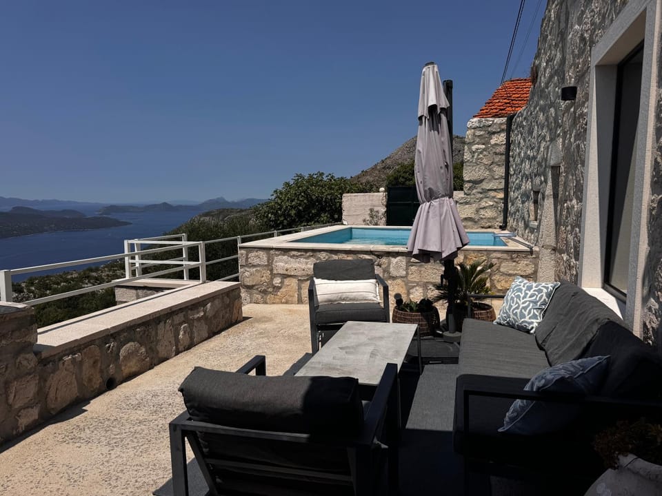Balcony/Terrace, Seating area
