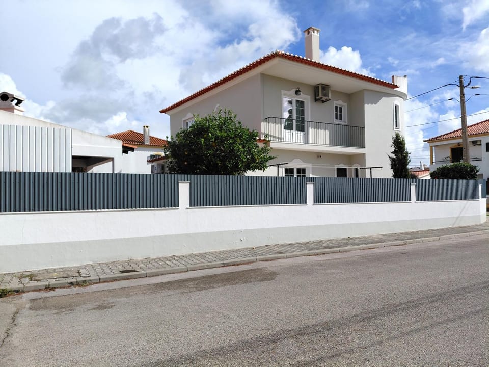 Property building, Neighbourhood, Street view