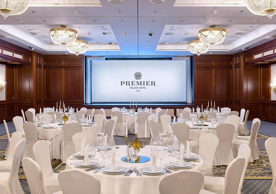 Restaurant/places to eat, Banquet/Function facilities, Meeting/conference room, wedding