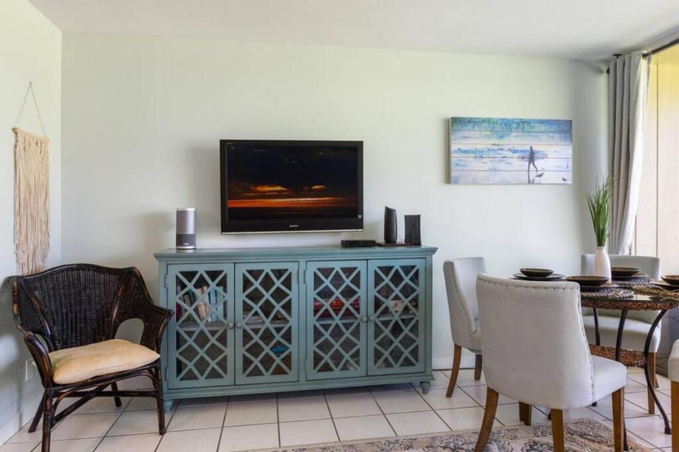 Gorgeous 1 Bedroom golf front near beach House in Kawela Bay