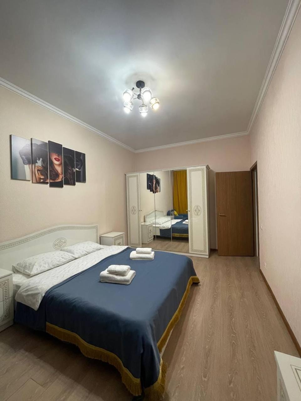 Bed, Photo of the whole room, Bedroom, towels, wardrobe
