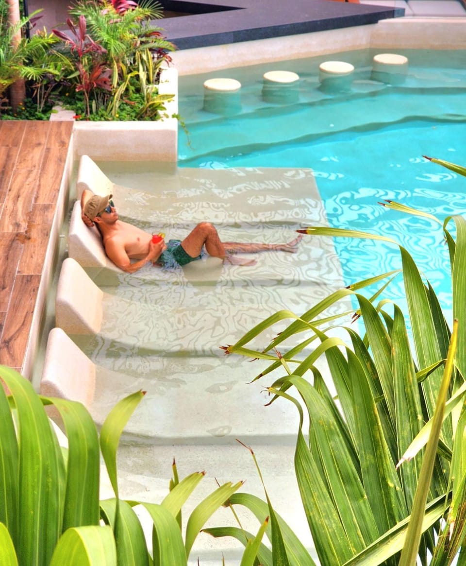Swimming pool, sunbed