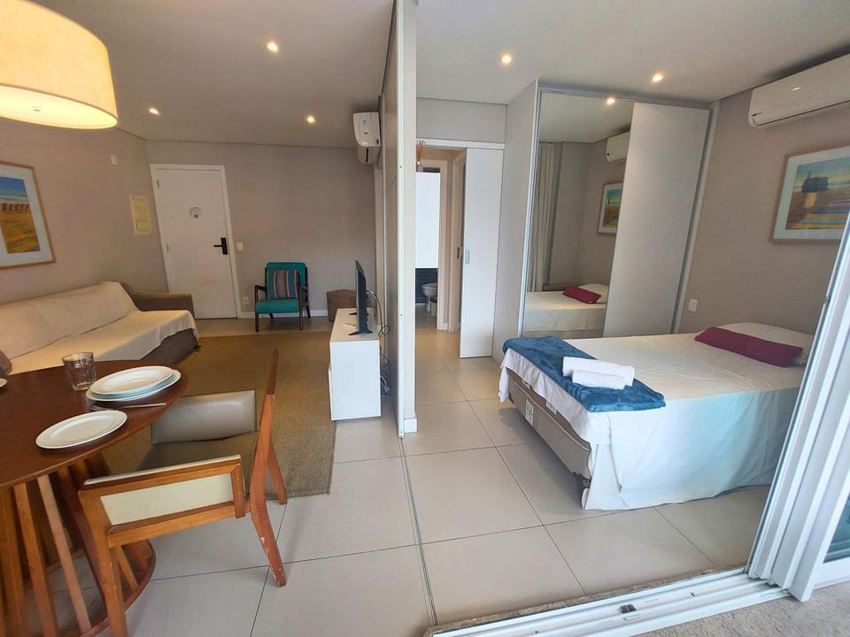 Living room, Dining area, Bedroom