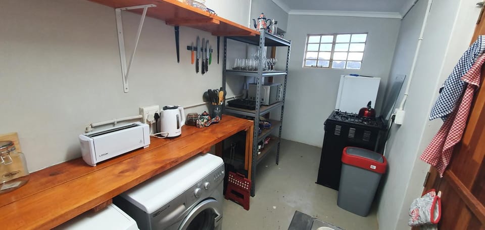 Coffee/tea facilities, Kitchen or kitchenette, dishwasher, minibar, pet friendly, toaster