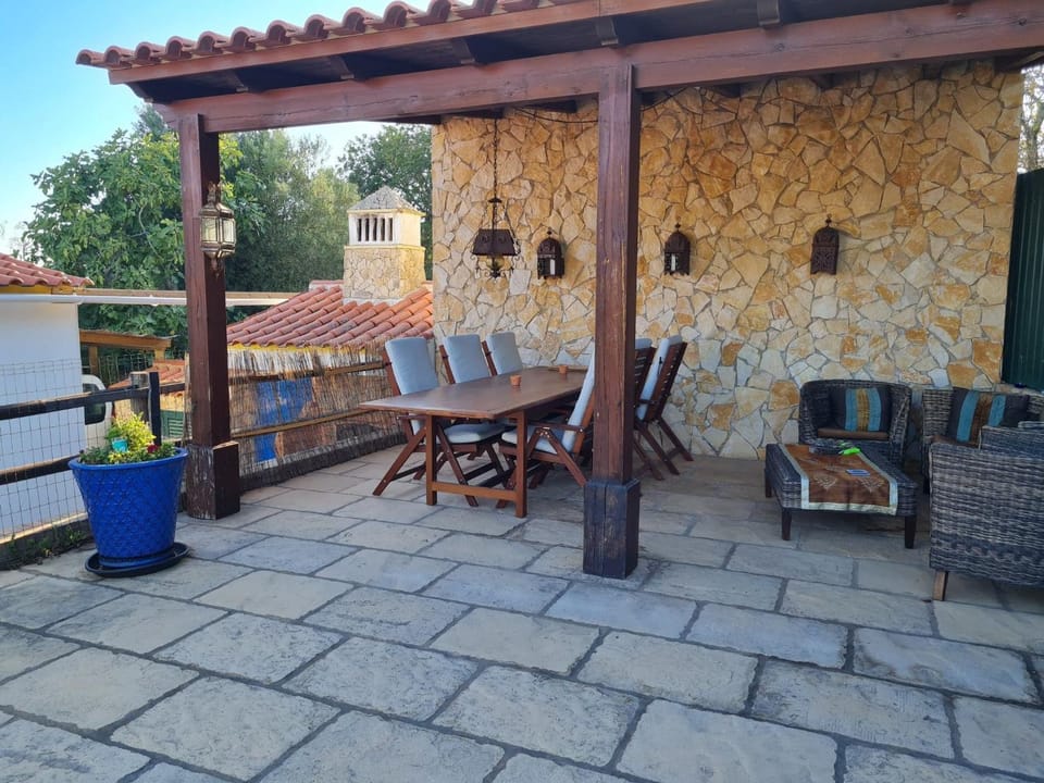 Patio, Day, View (from property/room), Balcony/Terrace, Dining area