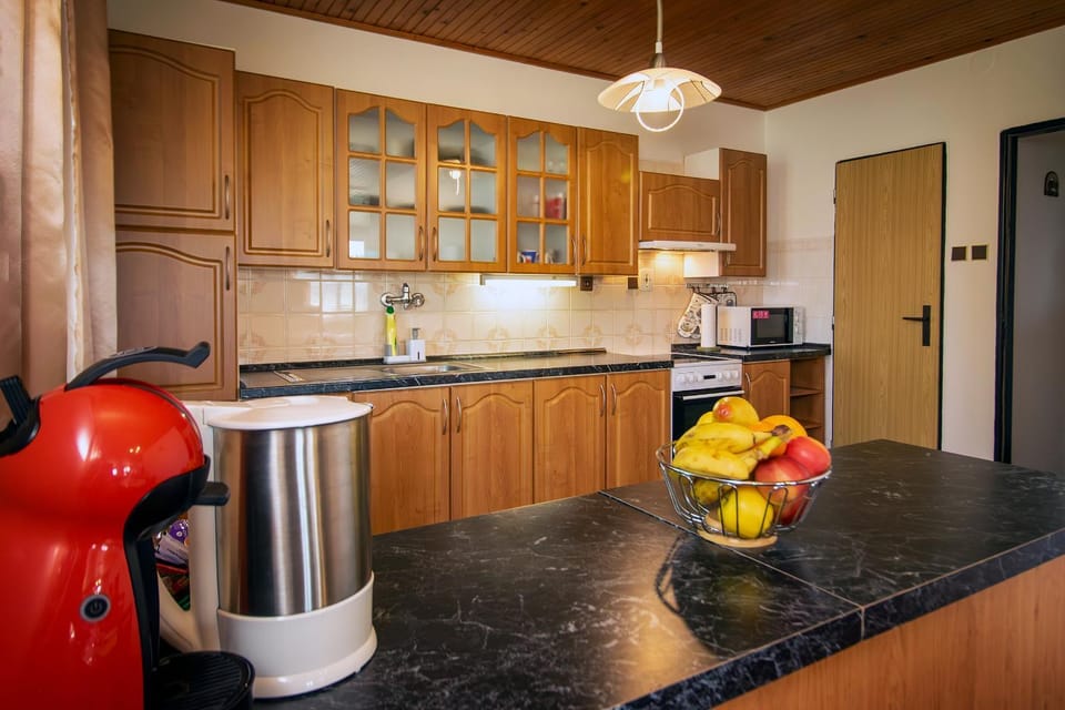 minibar, pet friendly, stove, kitchen