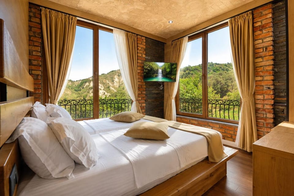 Bujtina Ajazi Bed and Breakfast in Tirana County, Albania